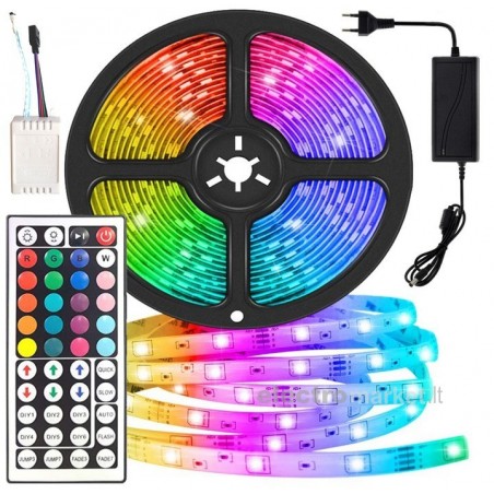LED RGB 5M juosta įvairių spalvų su  pultu